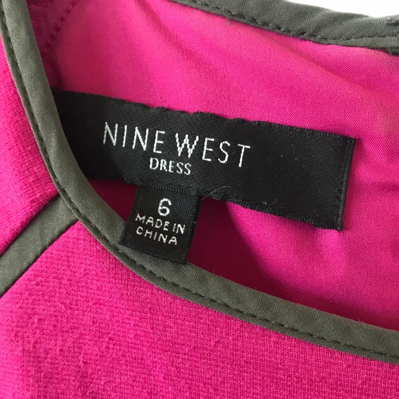 Dress - Picture 2 of 4